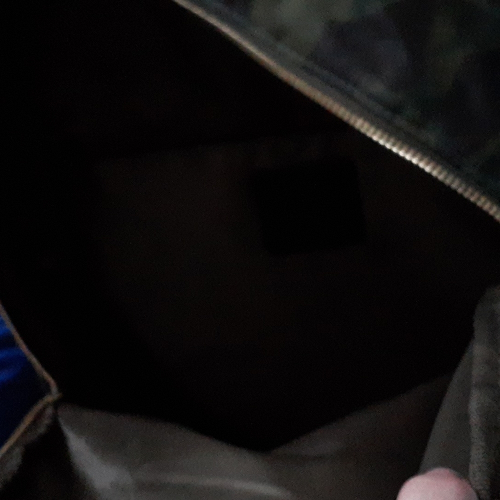 Camo Backpack - Picture 3 of 4